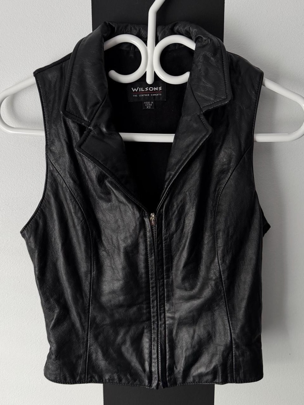 Wilsons Black Leather Sleeveless Zip-Front Vest